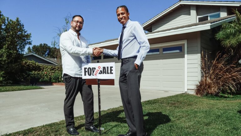 Can You Sell a Villa Park House With Tenants Still In It?